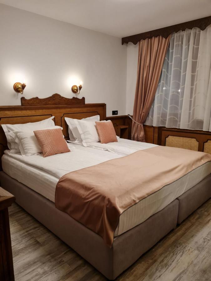 Chuchura Family Hotel Koprivshtitsa Exterior photo